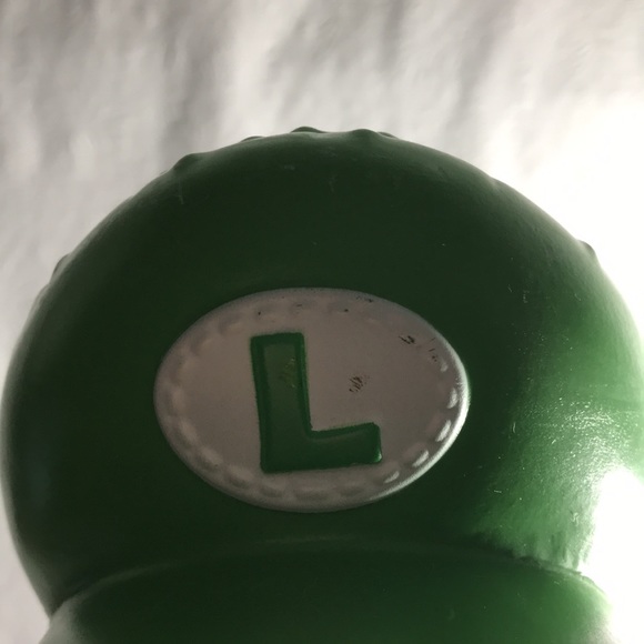 Luigi Super Mario Brothers Movie Plush & Vinyl Toy - Picture 6 of 10